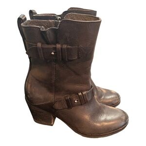 BUSSOLA black leather boots womens size 7